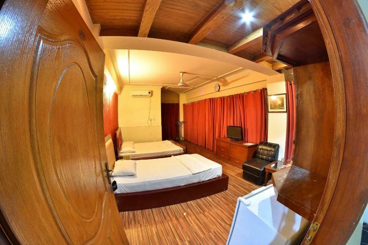 Ballagio Isb Hotell Islamabad Exteriör bild